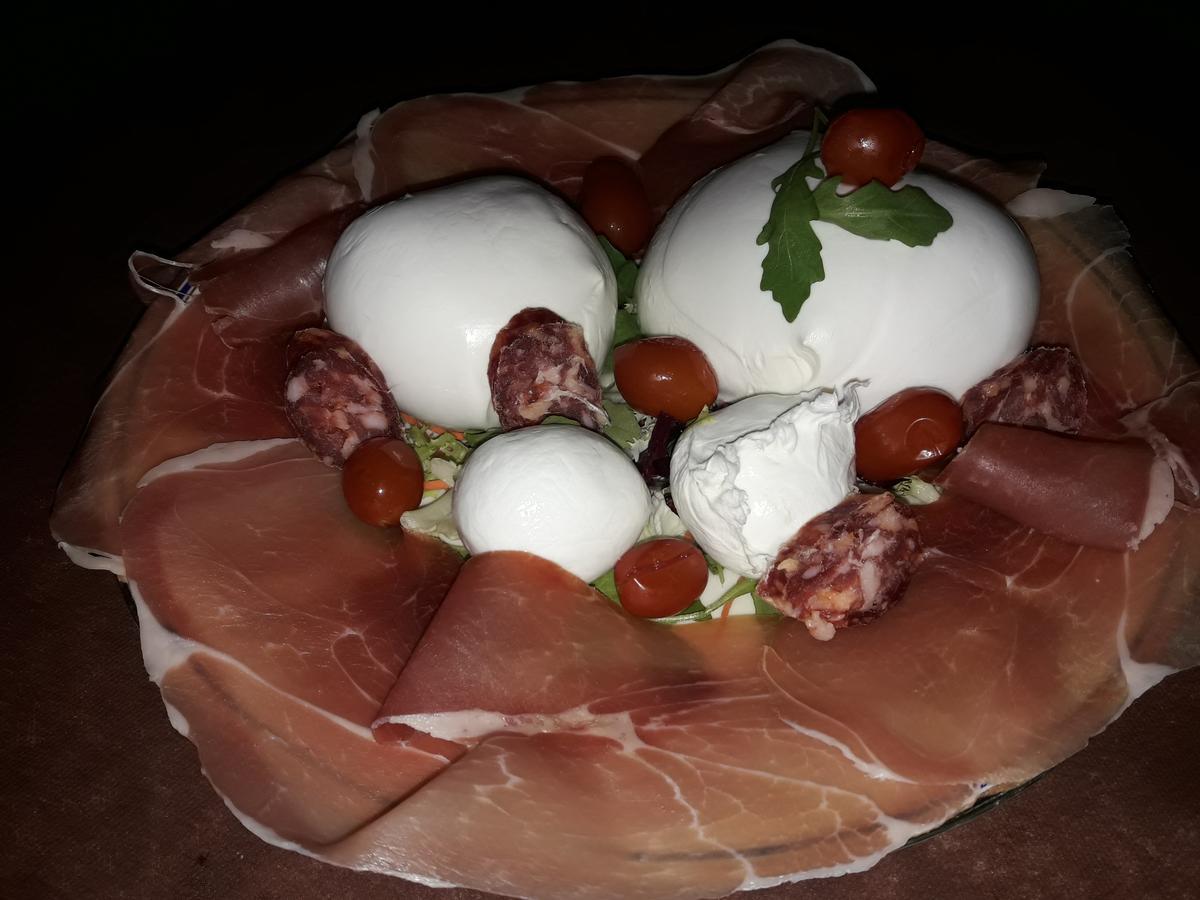Bed & Breakfast Molinari Restaurant E Baby Park Campagna